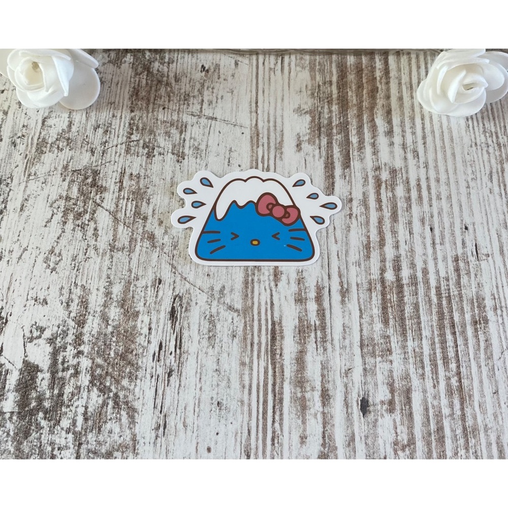 ✨ 5/$10 ✨ Brand new Hello Kitty sticker